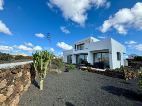 Casabergen, Villaverde Del Río